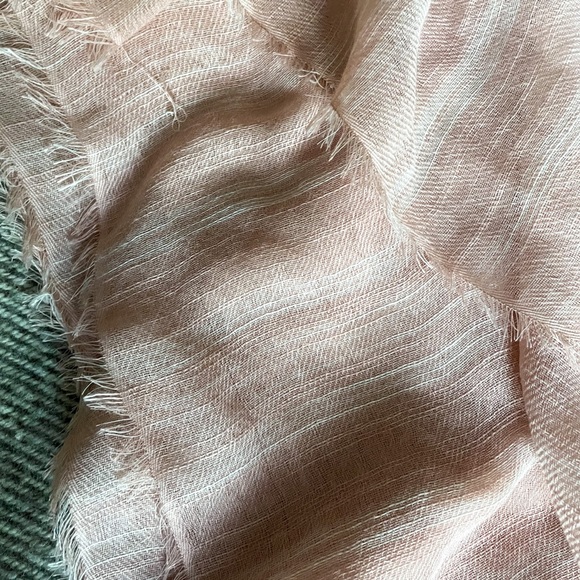 GAP woven scarf - Picture 2 of 4